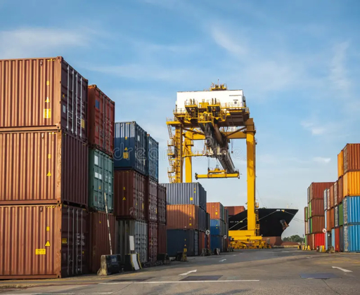 Internationale Lieferung und Verpackungsvorbereitung für CNC-Komponenten