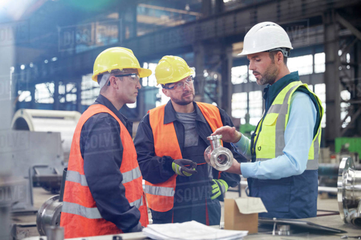 Präzisionsteil aus CNC-Bearbeitung für Fallstudien nach Werkstoffen wie Aluminium, Edelstahl und technischen Kunststoffen