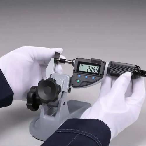 Qualitätsdokumentation und Messprotokolle für global beschaffte CNC-Teile und mechanische Komponenten